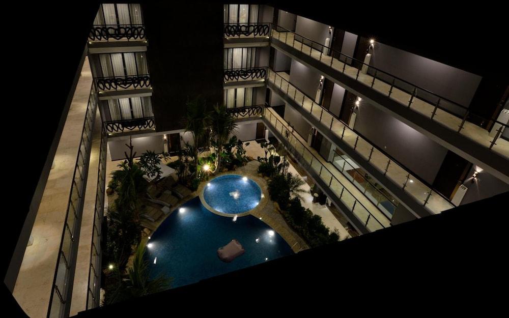 Amaroossa Suite Bali Nusa Dua  Exterior foto